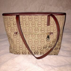 Michael Kors purse